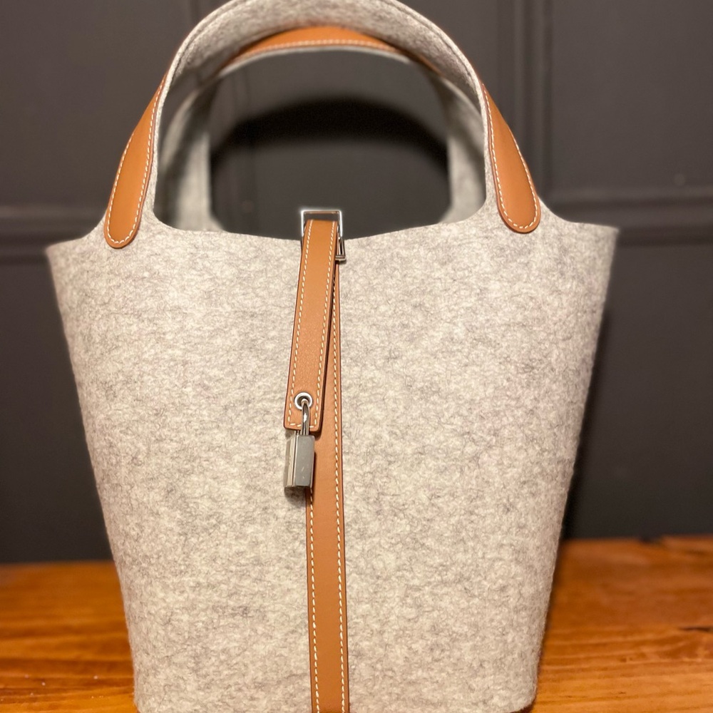 Hermes Picotin Lock 22 Wool
